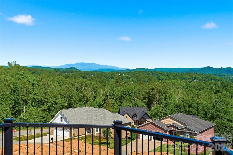 Community amenities in , Lenoir (Image 30).