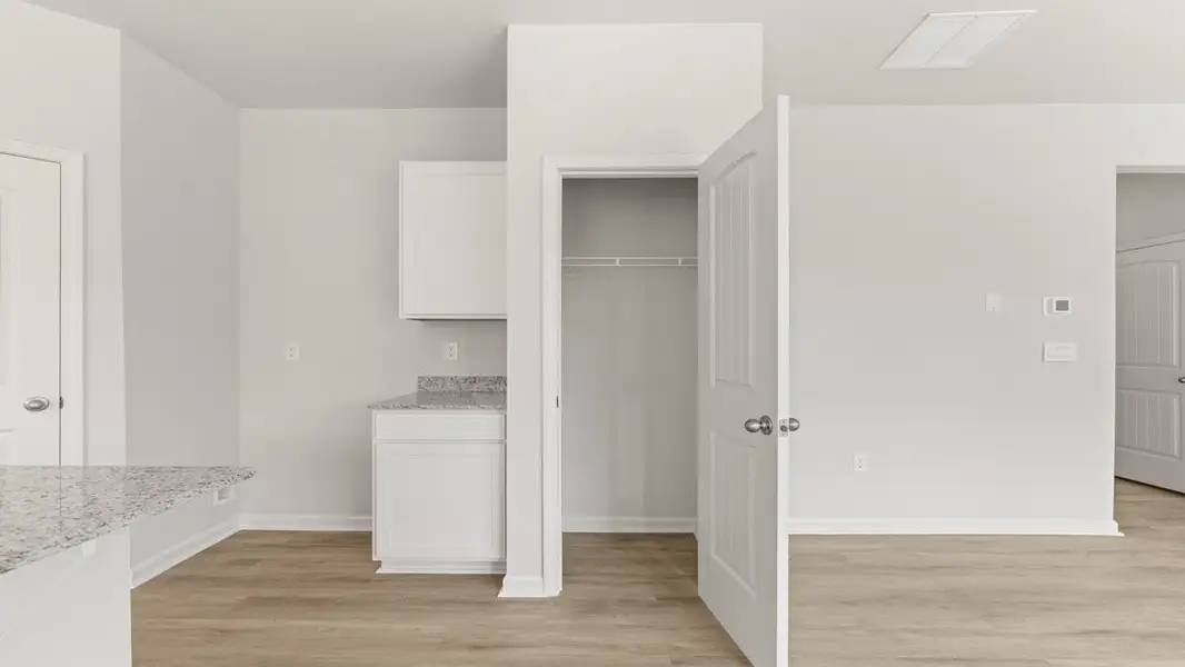 Image 31 of a home in Oakleigh Glen. Image 31 of a home in Oakleigh Glen.