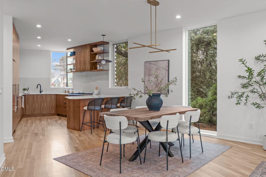 Dining Room & Kitchen