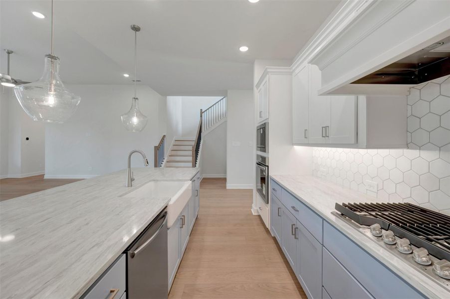 Furnished interior view inside a new home in ARTAVIA - Parkview Collection, Conroe (Image 9).