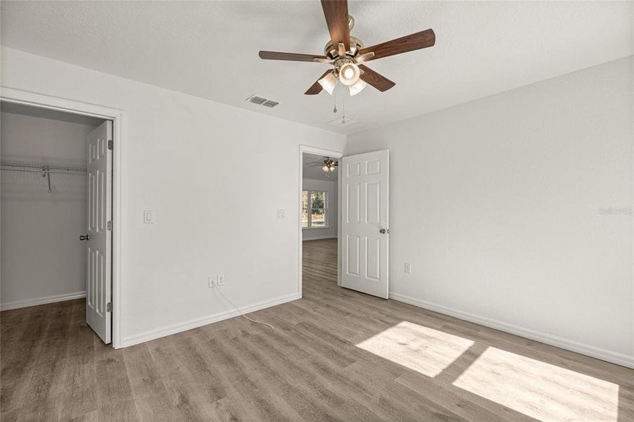 Spacious, unfurnished interior of a new home in , Dunnellon (Image 16). Spacious, unfurnished interior of a new home in , Dunnellon (Image 16).