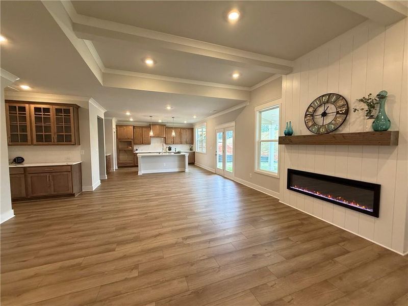Spacious, unfurnished interior of a new home in Ponderosa Farms Manor, Gainesville (Image 28).