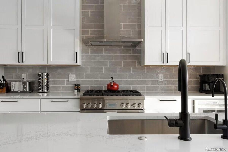 Close-up of interior finishes inside a home in , Winter Park (Image 19).