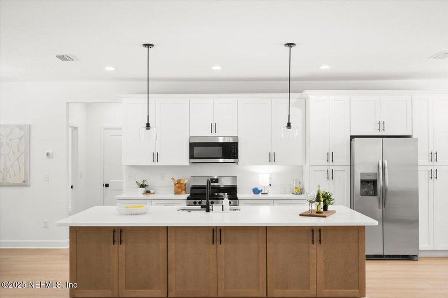 Furnished interior view inside a new home in , Keystone Heights (Image 4).