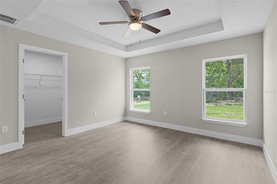Spacious, unfurnished interior of a new home in , Ocklawaha (Image 29).