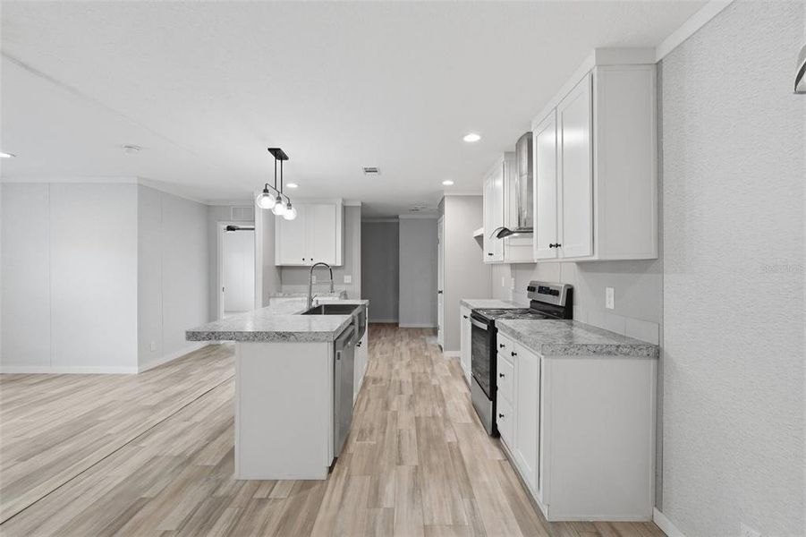Furnished interior view inside a new home in , Casselberry (Image 5).