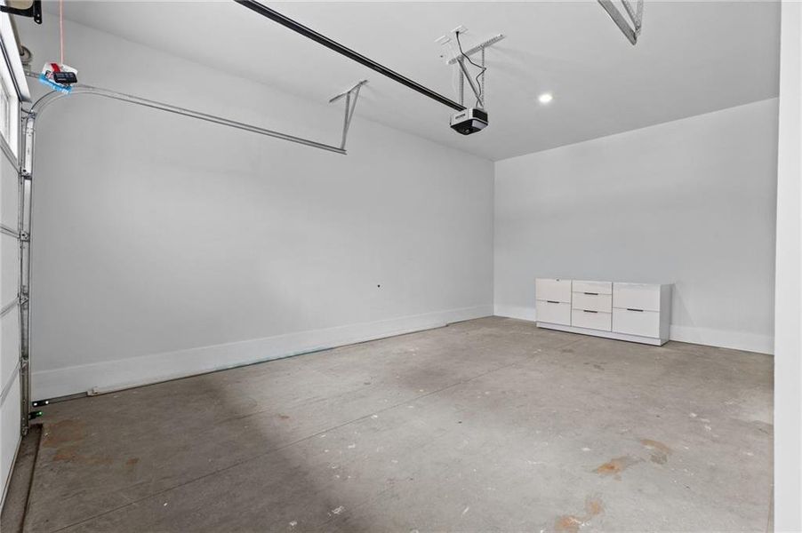Spacious, unfurnished interior of a new home in , Buford (Image 23).