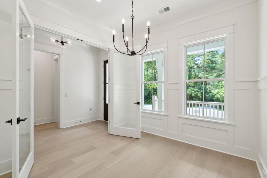 Spacious, unfurnished interior of a new home in , Johns Island (Image 24).