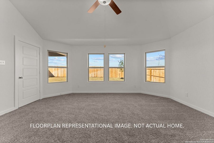 Spacious, unfurnished interior of a new home in Chaparral Ranch, Floresville (Image 12).