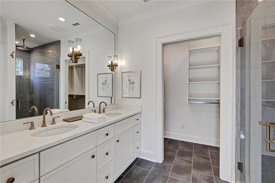 Furnished interior view inside a new home in , Gainesville (Image 32).