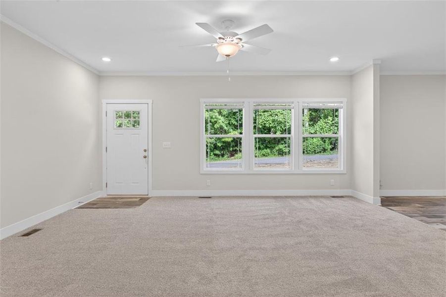 Spacious, unfurnished interior of a new home in , Waleska (Image 19).