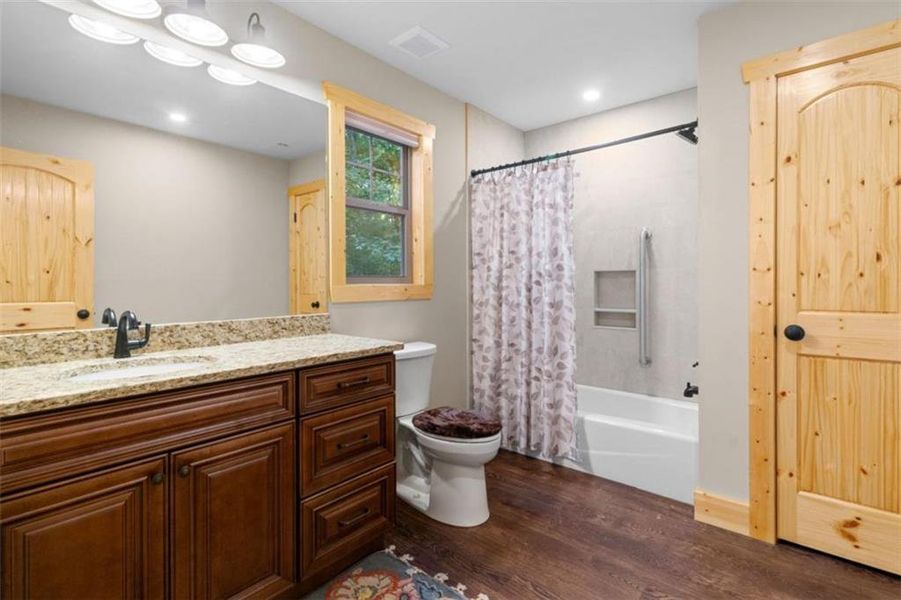 Furnished interior view inside a new home in , Ellijay (Image 17). Furnished interior view inside a new home in , Ellijay (Image 17).
