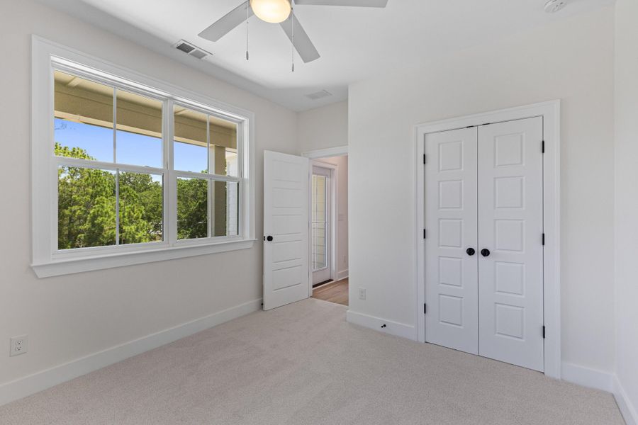 Spacious, unfurnished interior of a new home in , Mount Pleasant (Image 26).