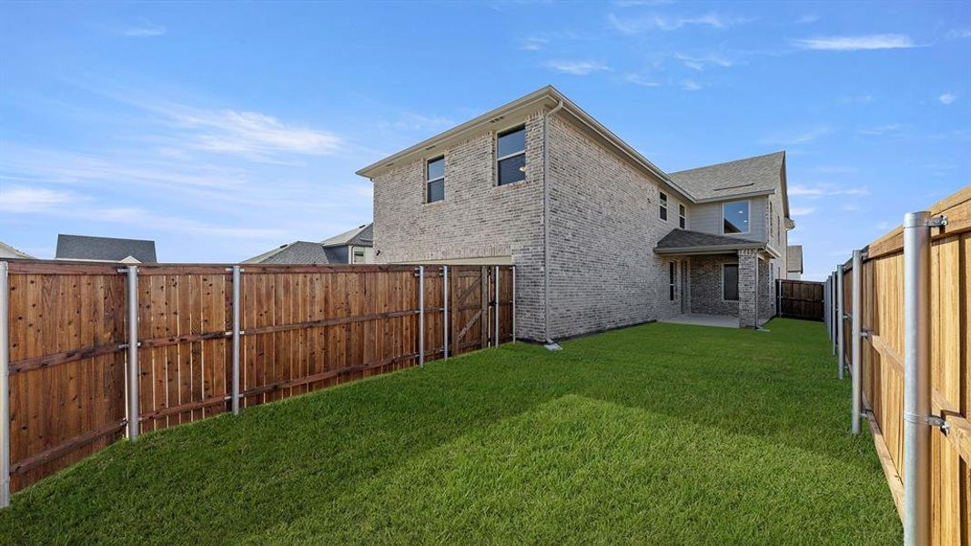 27. 1420 Clare - Back (2) 27. 1420 Clare - Back (2)