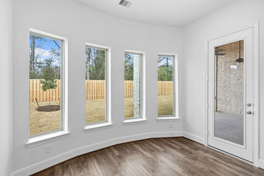 Spacious, unfurnished interior of a new home in COLTON, Montgomery (Image 25).