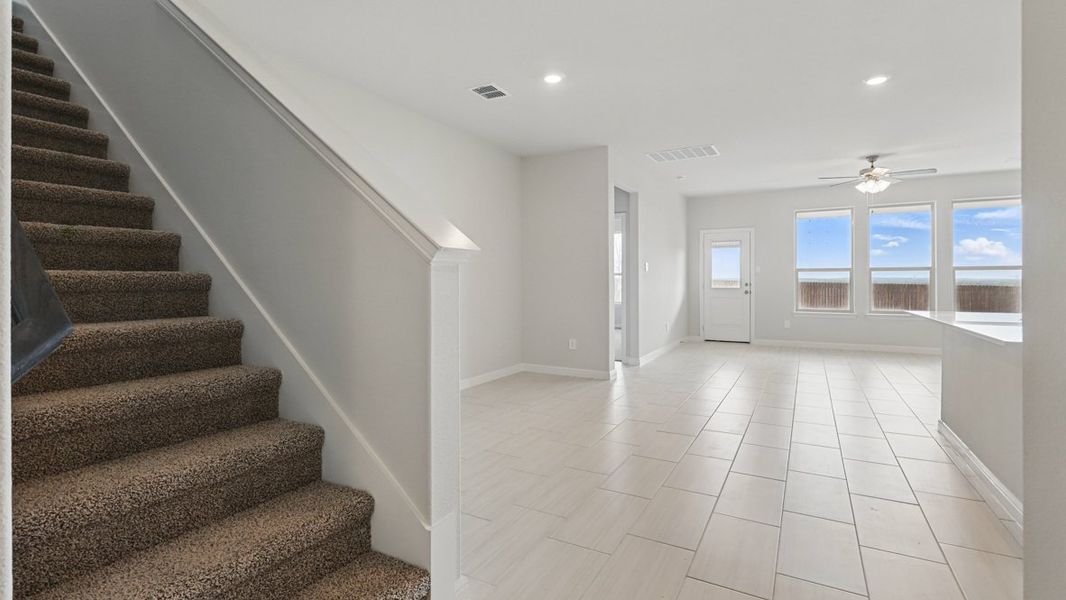 Spacious, unfurnished interior of a new home in The Canyons, Keene (Image 33).