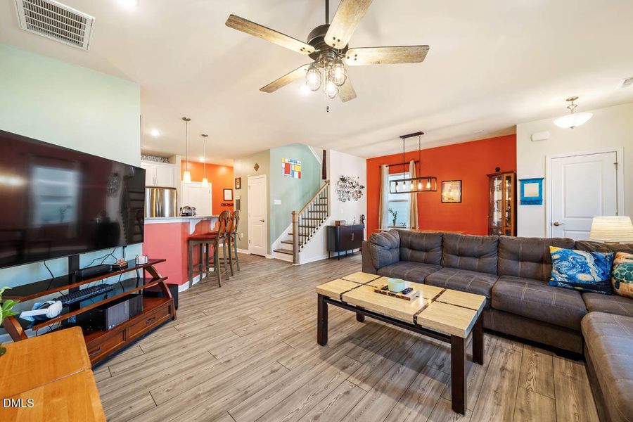 209ParkerStationAve-058