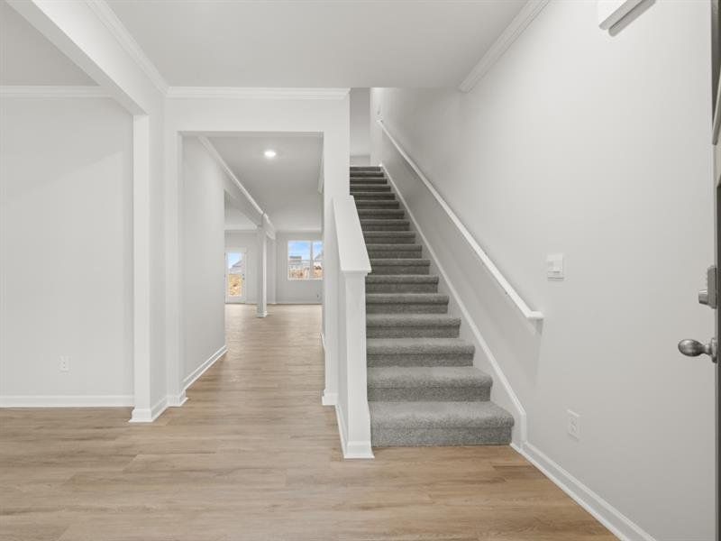 Spacious, unfurnished interior of a new home in Lost Creek, Dallas (Image 47).