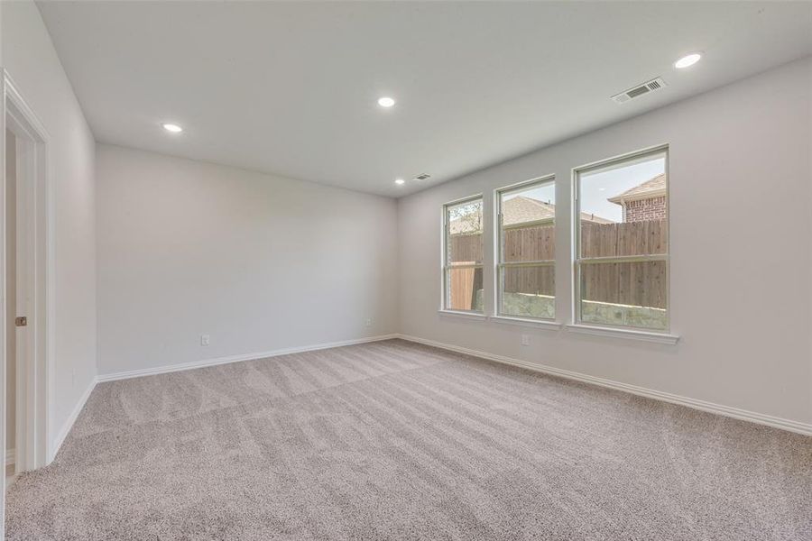 Spacious, unfurnished interior of a new home in Villages of Hurricane Creek, Anna (Image 13). Spacious, unfurnished interior of a new home in Villages of Hurricane Creek, Anna (Image 13).