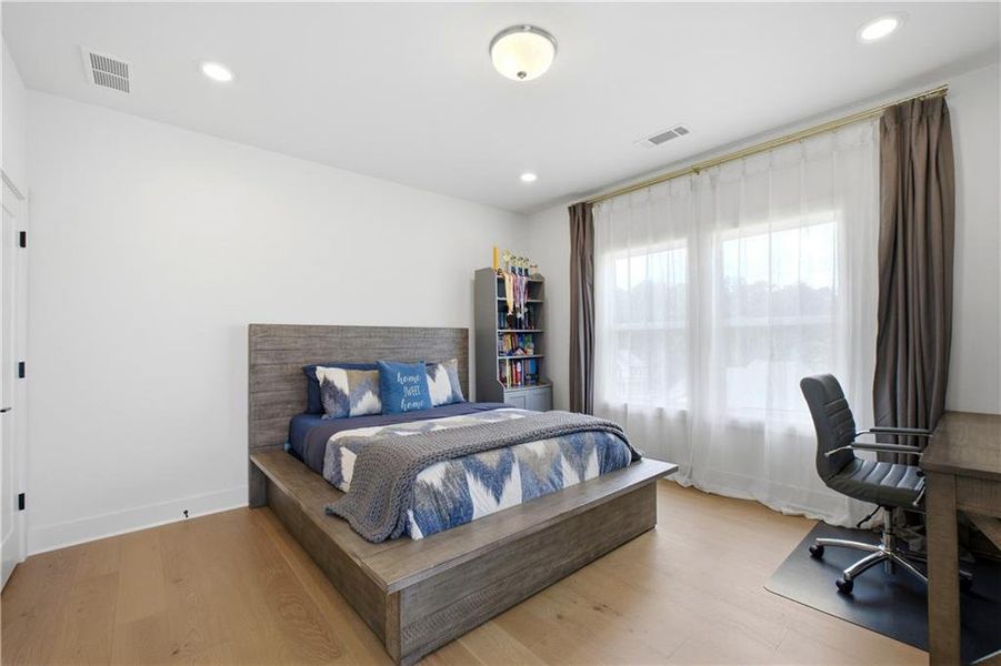 Furnished interior view inside a new home in , Alpharetta (Image 39).