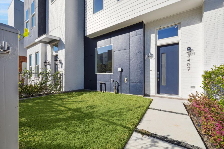 Front Yard Space Front Yard Space