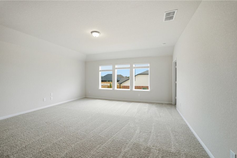 Spacious, unfurnished interior of a new home in Megan's Landing, Castroville (Image 29).