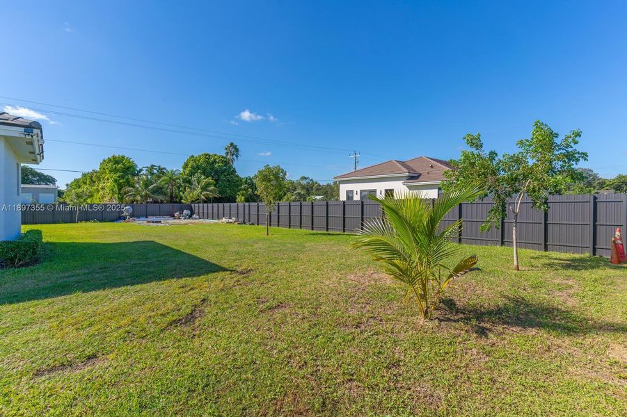 Image 29 of a home in Century Royal Homes.