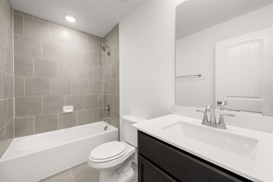 6937 Freight Train- Bathroom-2 6937 Freight Train- Bathroom-2