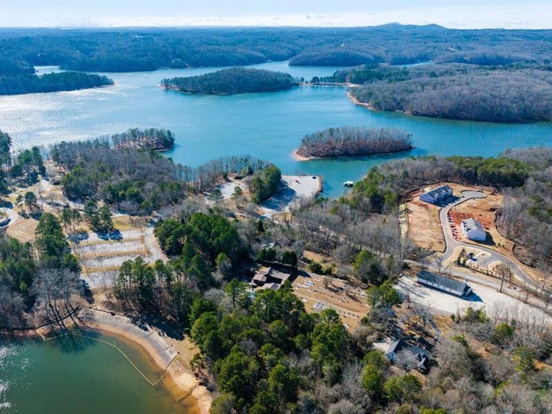 Image 65 of a home in Falcon Landing.