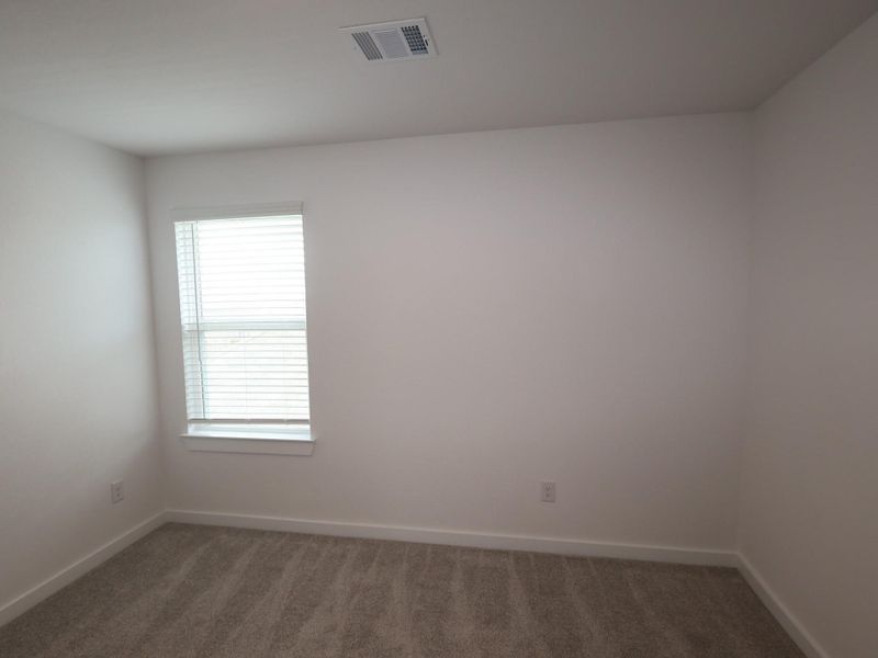 Spacious, unfurnished interior of a new home in Miller's Pond, Rosenberg (Image 34).