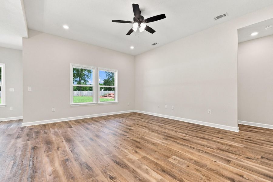 2828 blackbird ct-20
