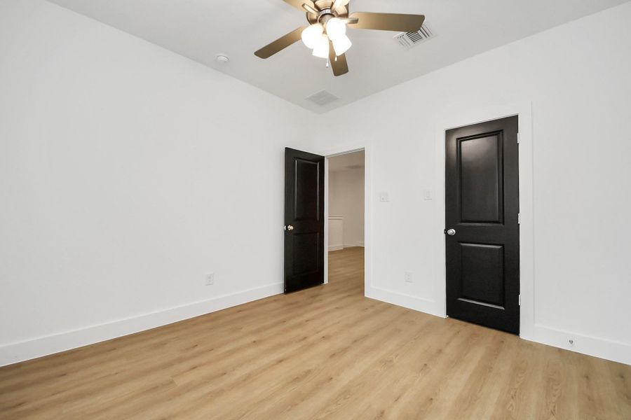 Spacious, unfurnished interior of a new home in , Houston (Image 33). Spacious, unfurnished interior of a new home in , Houston (Image 33).