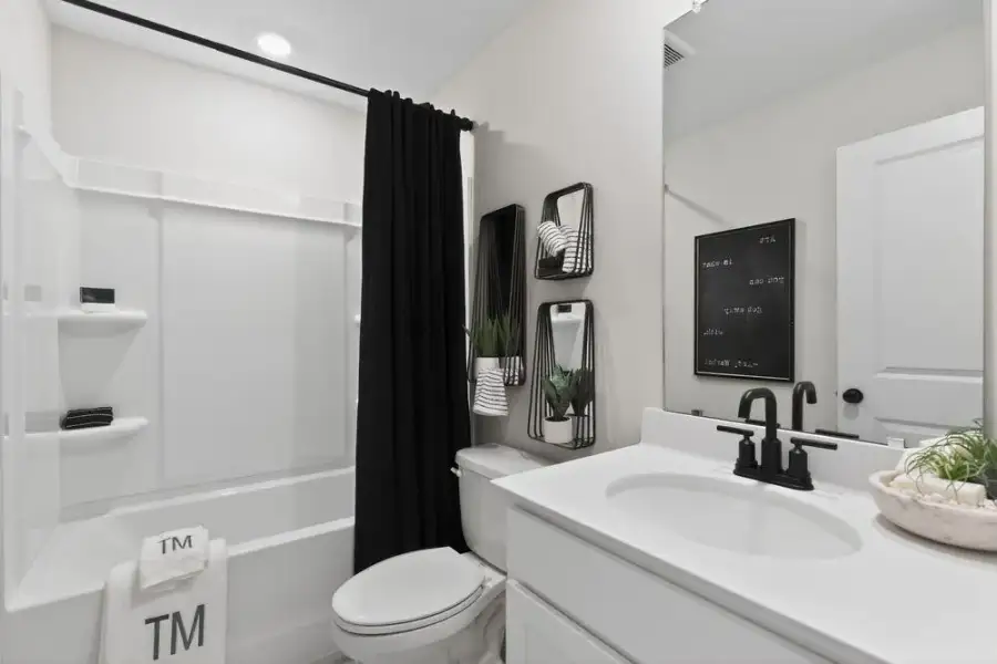 Furnished interior view inside a new home in Dreycott, Lawrenceville (Image 21).