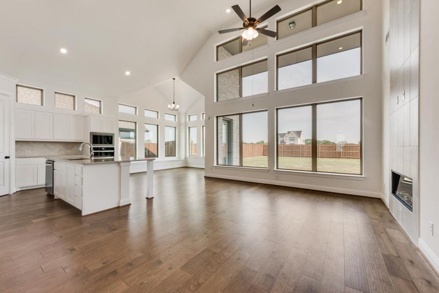 Spacious, unfurnished interior of a new home in Park Trails, Forney (Image 20). Spacious, unfurnished interior of a new home in Park Trails, Forney (Image 20).