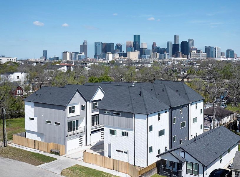 Image 21 of a home in .