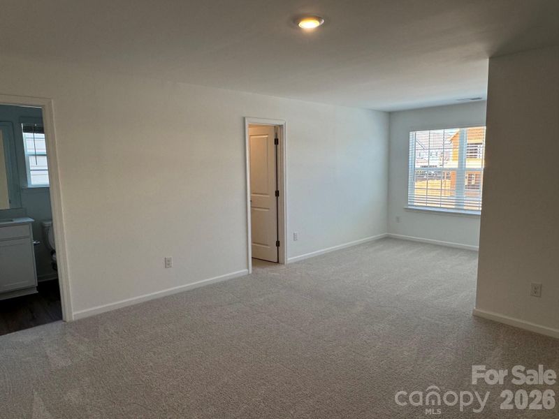 Spacious, unfurnished interior of a new home in Redhawk, Belmont (Image 9). Spacious, unfurnished interior of a new home in Redhawk, Belmont (Image 9).