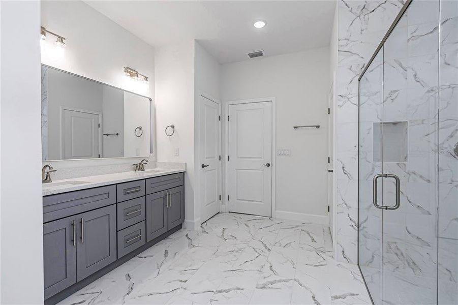 Furnished interior view inside a new home in , Ocala (Image 9).
