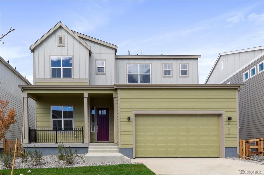 Exterior details and patio area of a home in , Broomfield (Image 2).