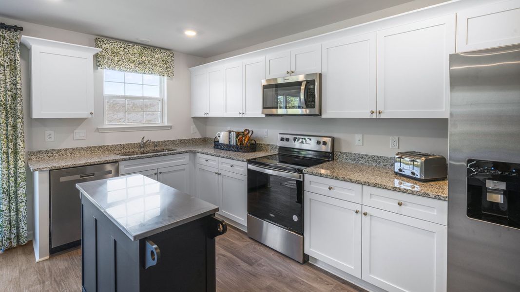 Furnished interior view inside a new home in Willow Mill, Thomasville (Image 16).