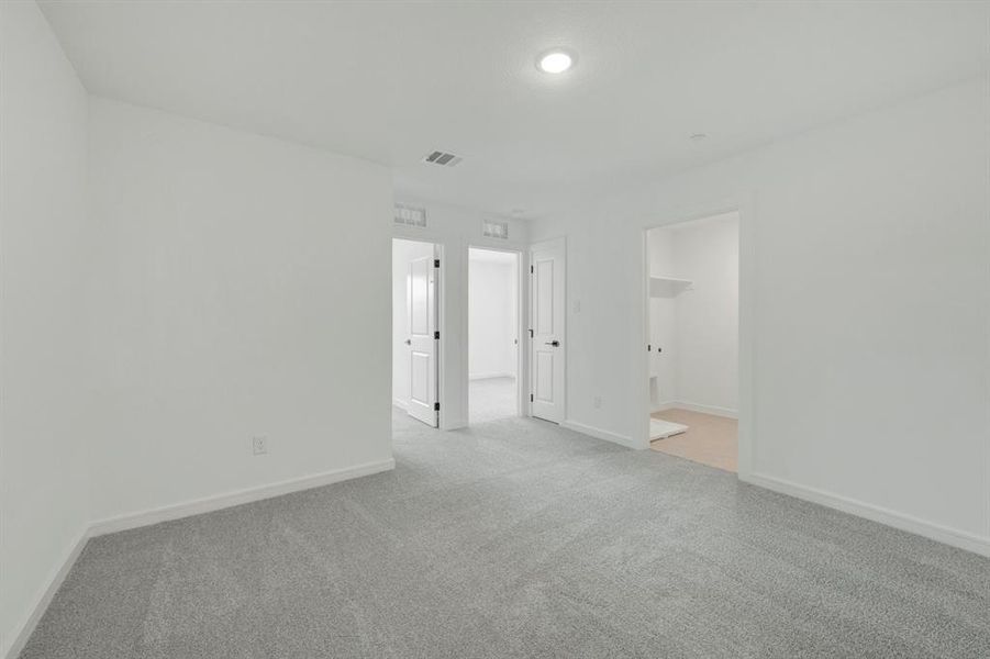 Spacious, unfurnished interior of a new home in Providence Commons, Providence Village (Image 30).
