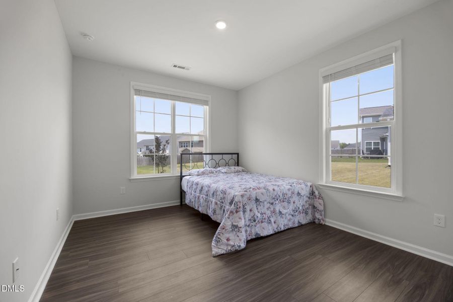 33-web-or-mls-484A9454