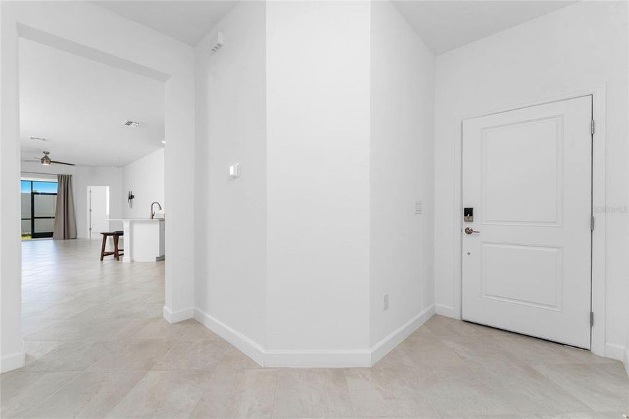 Spacious, unfurnished interior of a new home in , Englewood (Image 21).