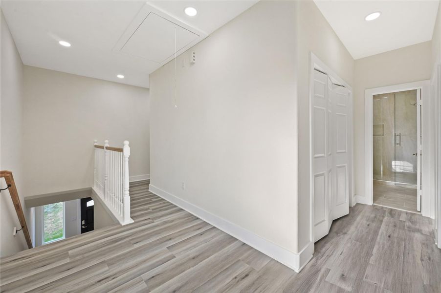 Spacious, unfurnished interior of a new home in , Houston (Image 19).