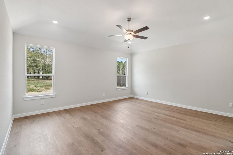 Spacious, unfurnished interior of a new home in Bonita Vista, Pleasanton (Image 22).