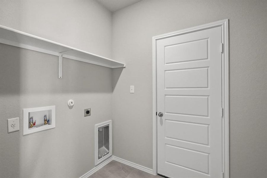 Spacious, unfurnished interior of a new home in Heartland, Heartland (Image 20). Spacious, unfurnished interior of a new home in Heartland, Heartland (Image 20).