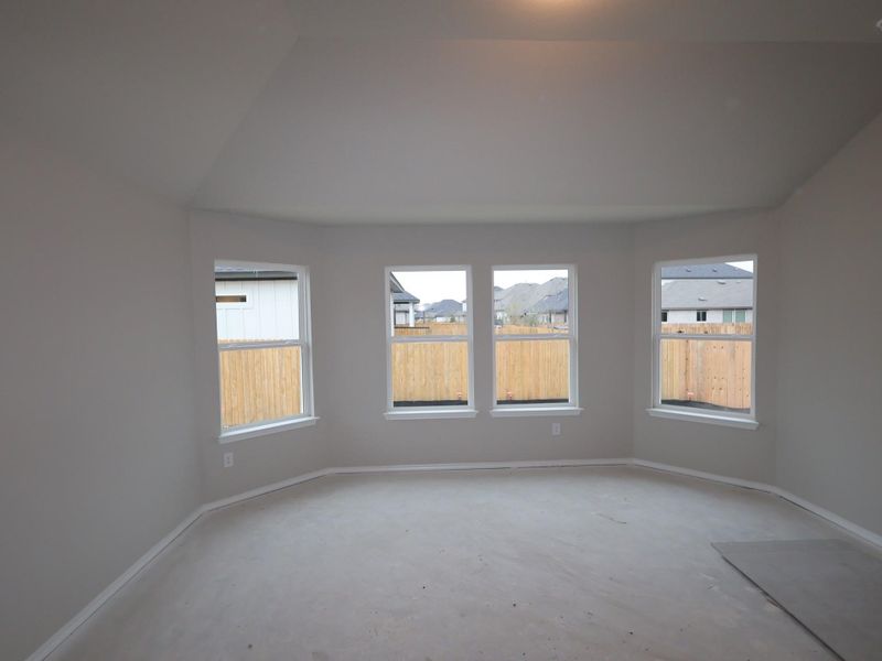 Image 12 of a home in Heritage.