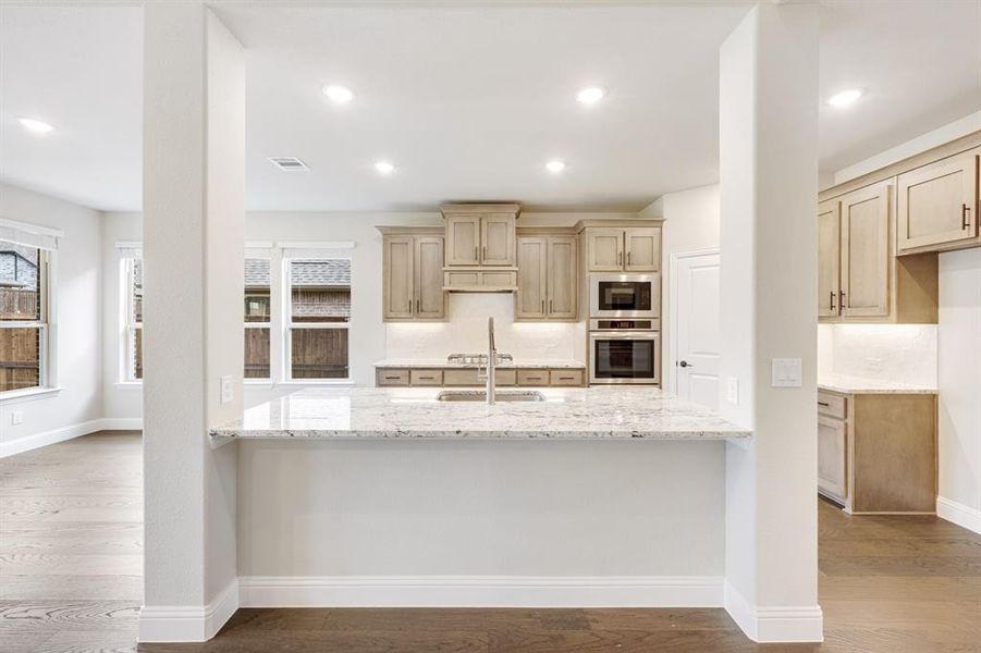 Furnished interior view inside a new home in Liberty, Melissa (Image 14).
