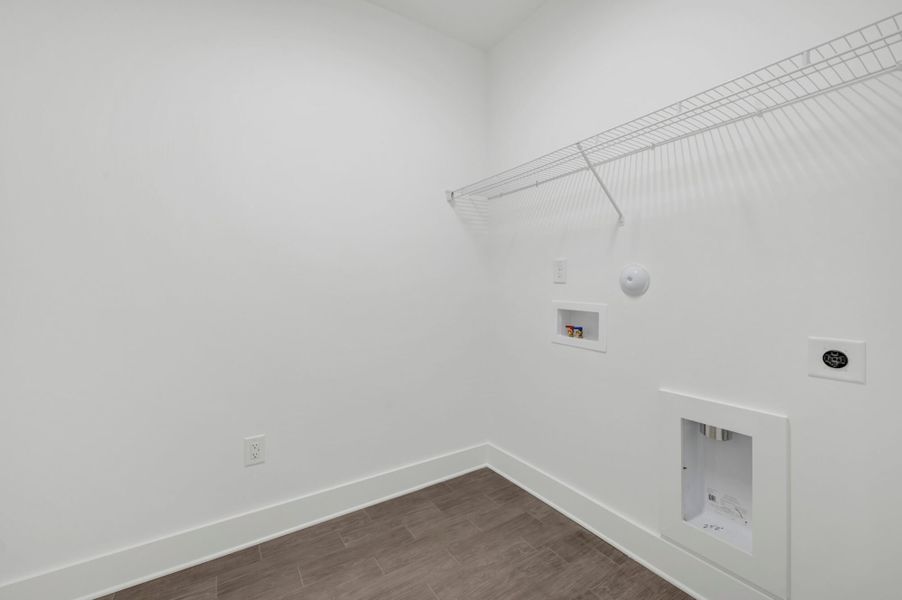 Spacious, unfurnished interior of a new home in McAlister Creek, Clayton (Image 19).