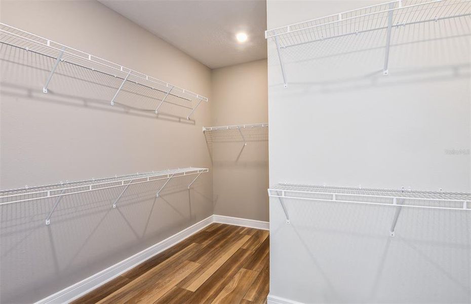 Spacious, unfurnished interior of a new home in Del Webb Sunchase, Parrish (Image 12).