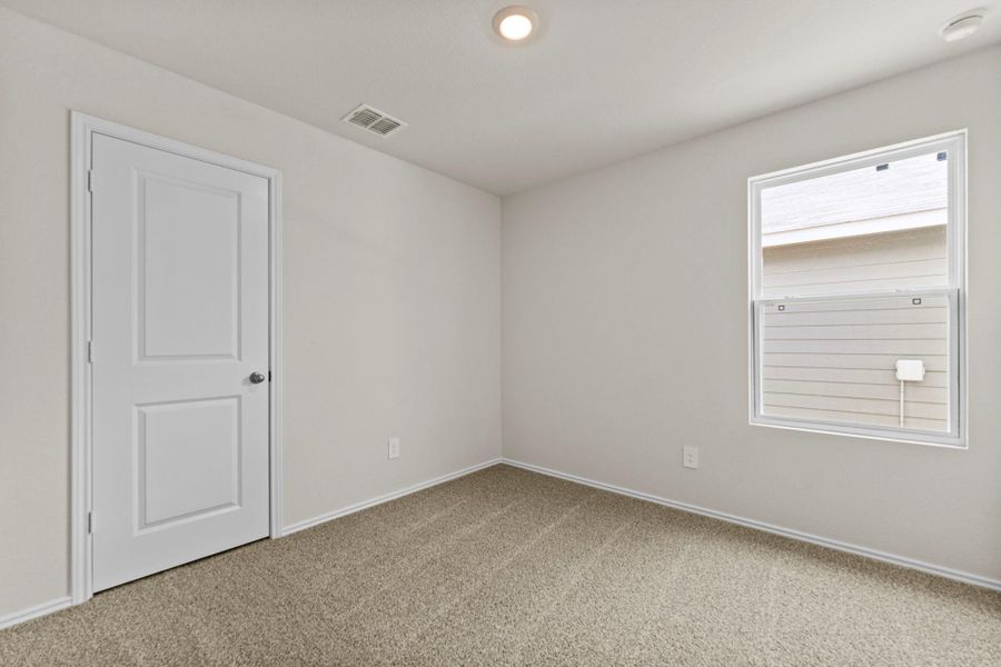 Spacious, unfurnished interior of a new home in Sunset Oaks, Maxwell (Image 23). Spacious, unfurnished interior of a new home in Sunset Oaks, Maxwell (Image 23).